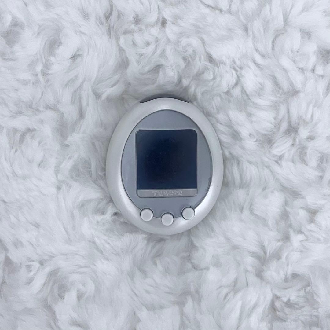 たまごっちプラスカラー 白 ホワイト ジャンク品