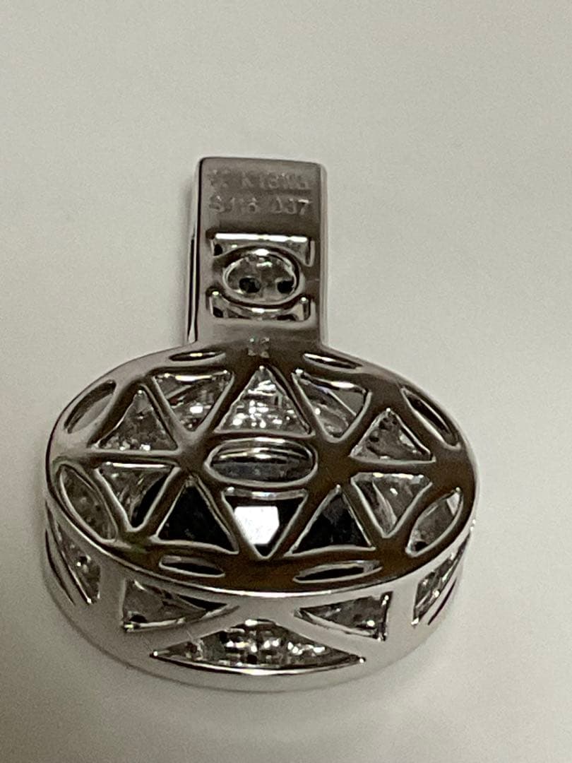 KARATIカラッチペンダントヘッド