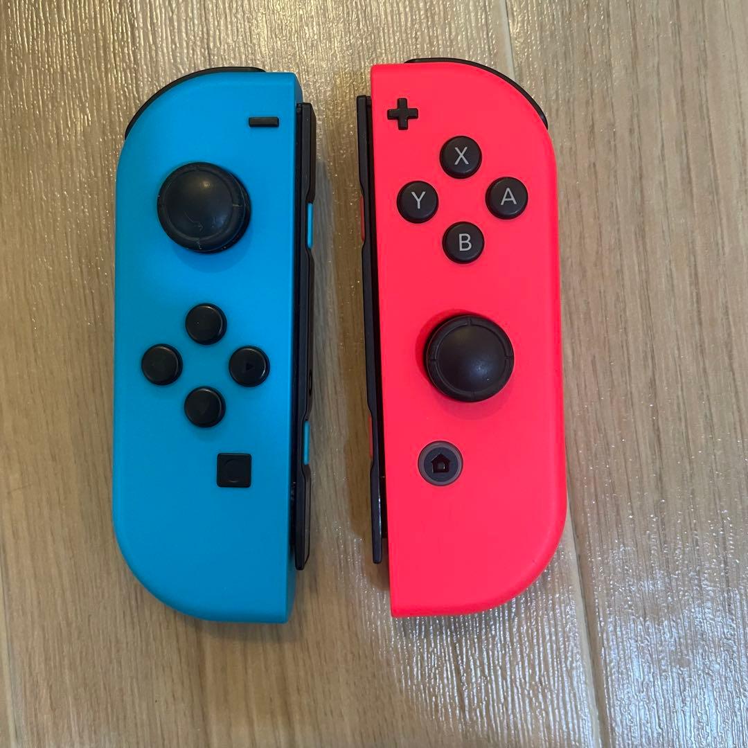 Nintendo Switch 本体 赤／青 付属品完備　一部付属品未開封、新品