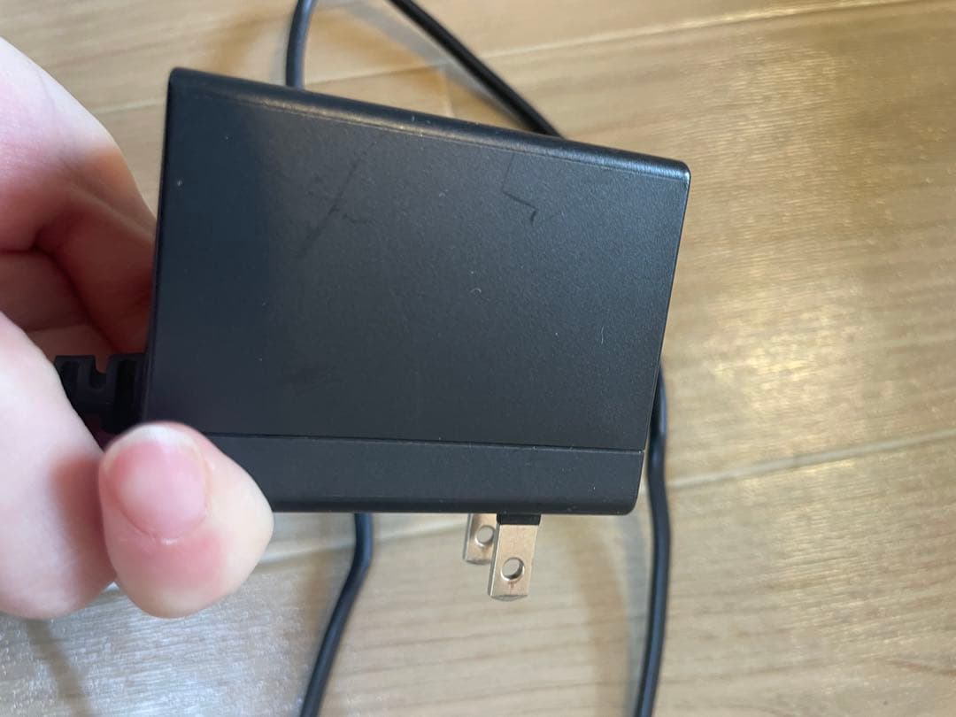 Nintendo Switch 本体 赤／青 付属品完備　一部付属品未開封、新品