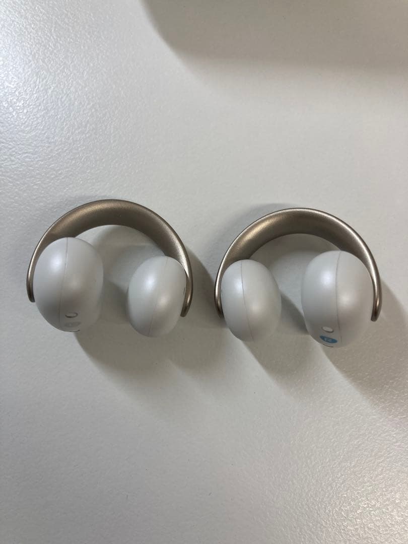 ほぼ未使用　soundcore AeroClip ワイヤレスイヤホン