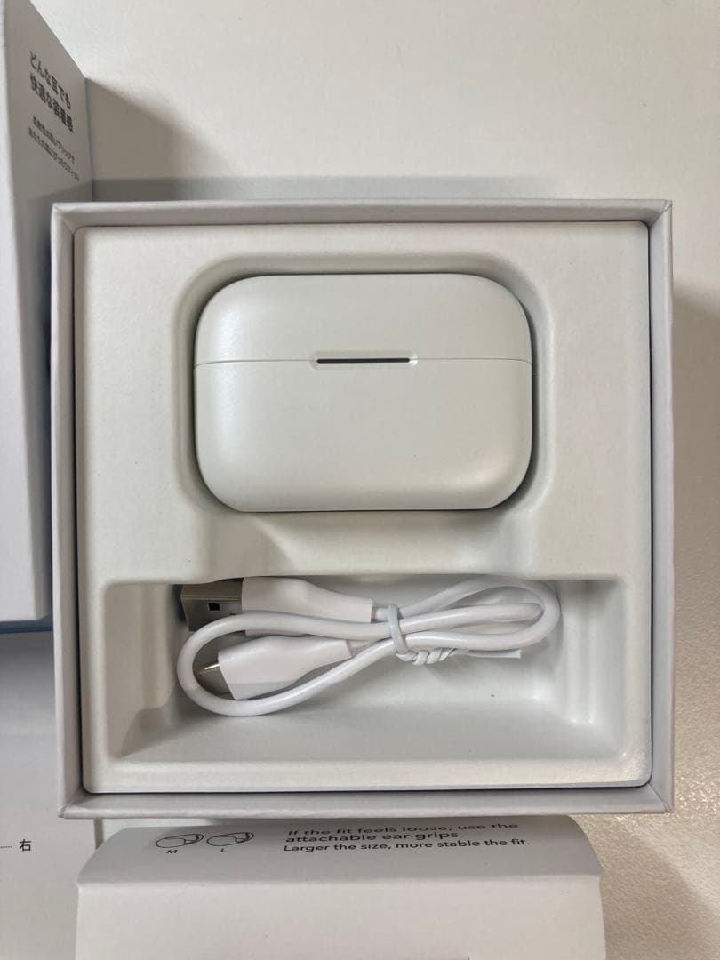 ほぼ未使用　soundcore AeroClip ワイヤレスイヤホン