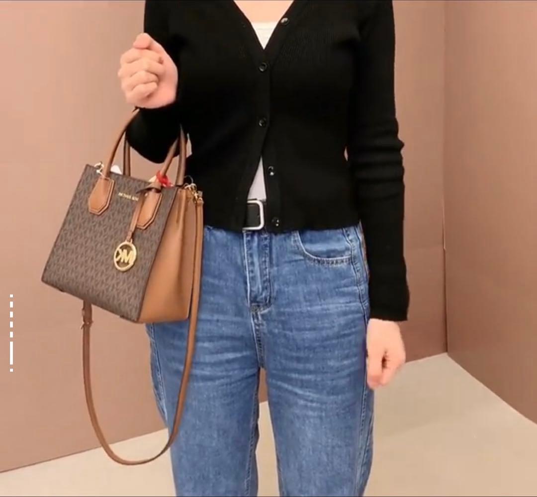 新品　巾着付き　マイケルコース ショッパートート クロスボディ ミディアム