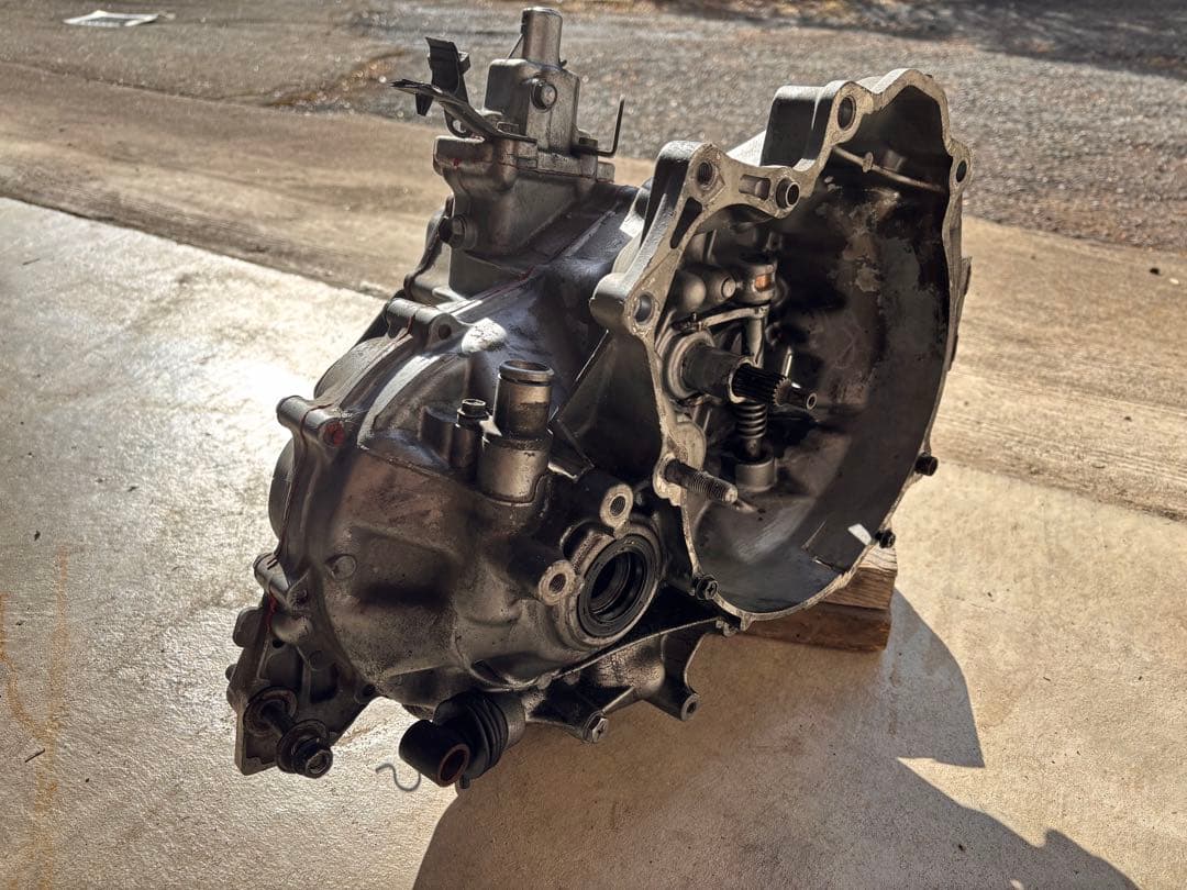 アルトワークス 旧規格　5MTミッション