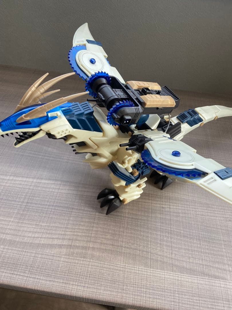 ゾイド　ギルドラゴン　タカラトミー