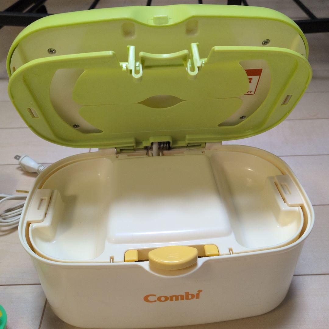 COMBIチャイルドシート新生児〜