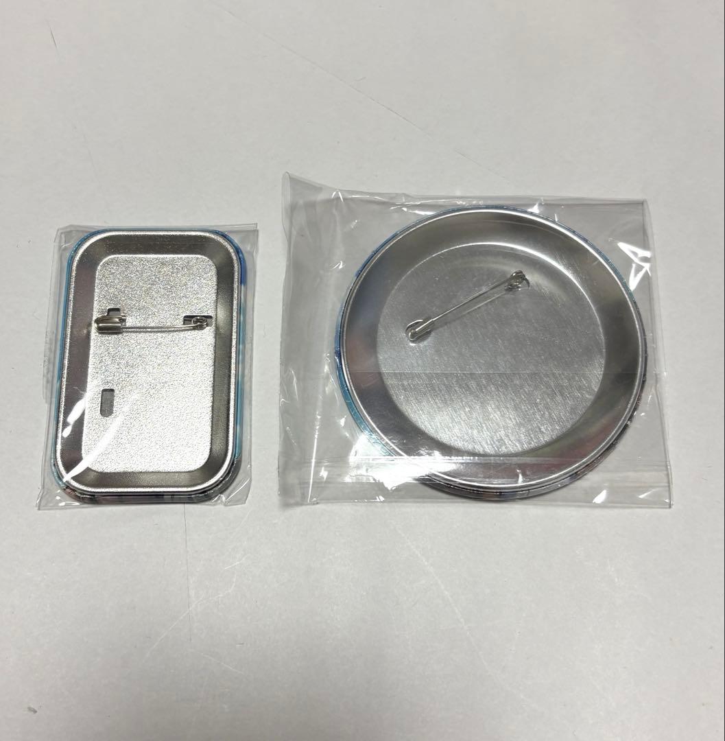 進撃の巨人 エレン まるかく リヴァイ カラ鉄 缶バッジ