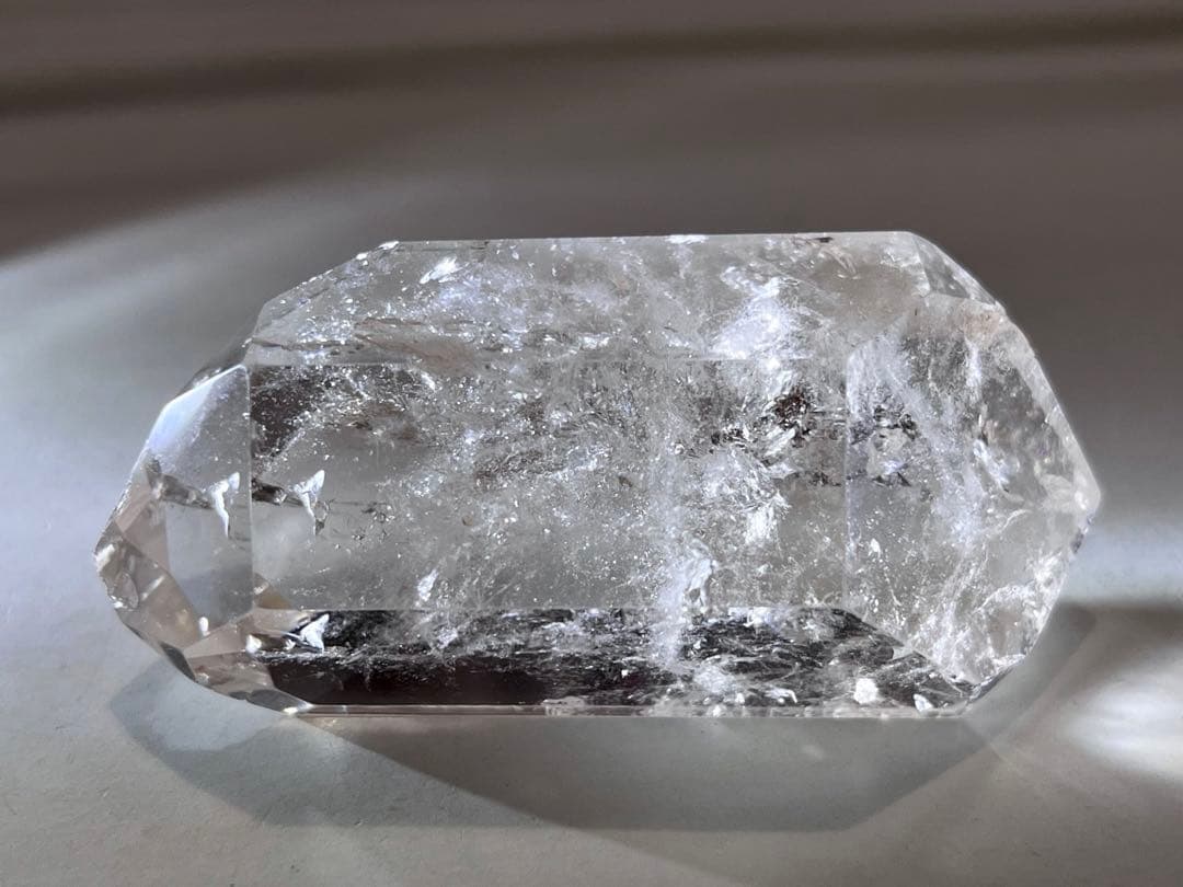 心の安定✨　レインボー　ピンク　スモーキークォーツ ダブルポイント　ポリッシュ