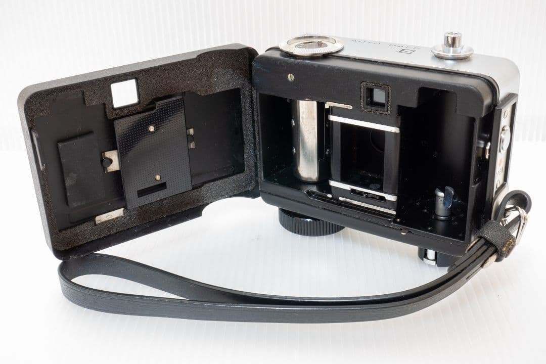 ⑪【美品・整備済品】RICOH AUTO HALF E 「レッドフラワー」