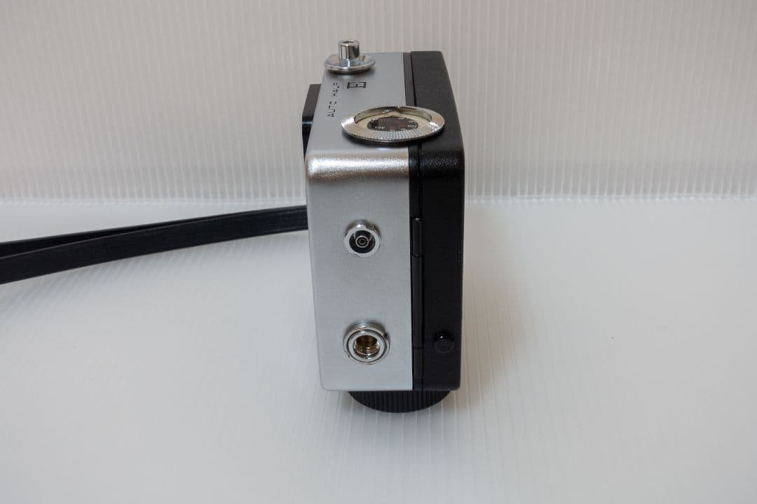 ⑪【美品・整備済品】RICOH AUTO HALF E 「レッドフラワー」