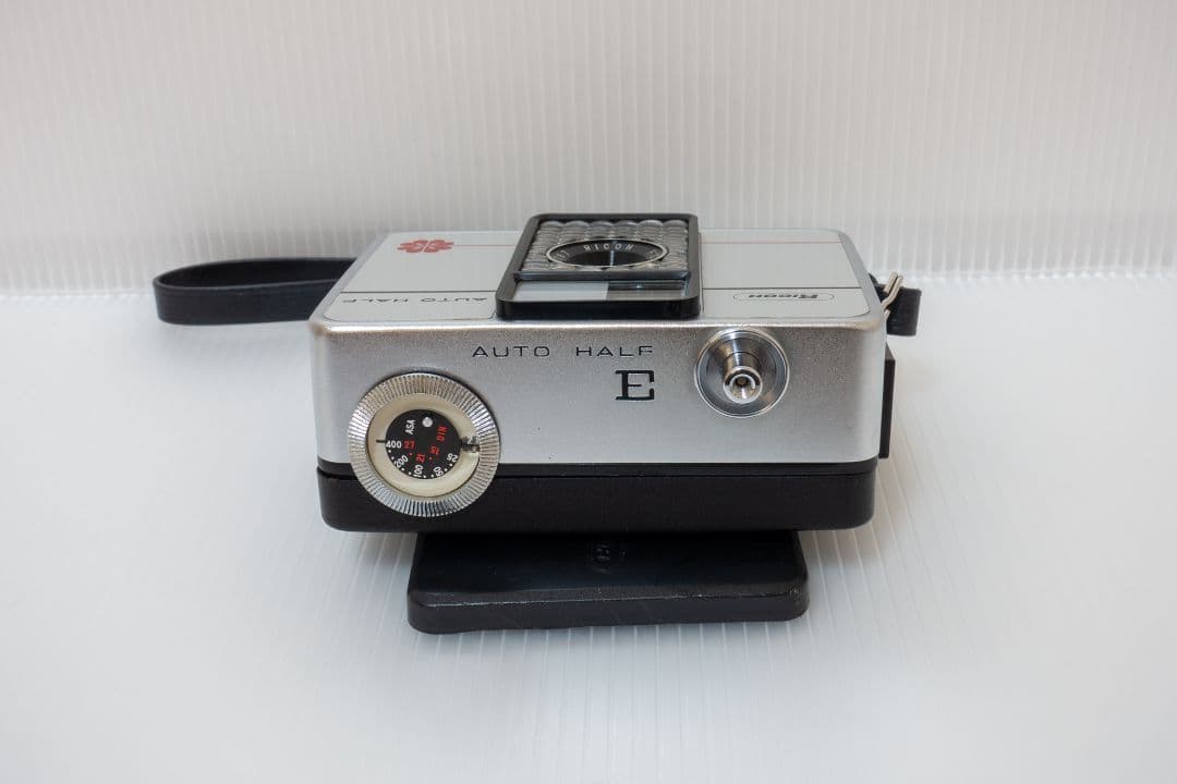 ⑪【美品・整備済品】RICOH AUTO HALF E 「レッドフラワー」