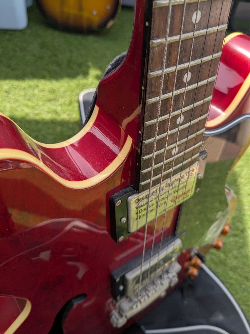 極美品 Epiphone dot CH ES-335タイプ ケース付 セミアコ