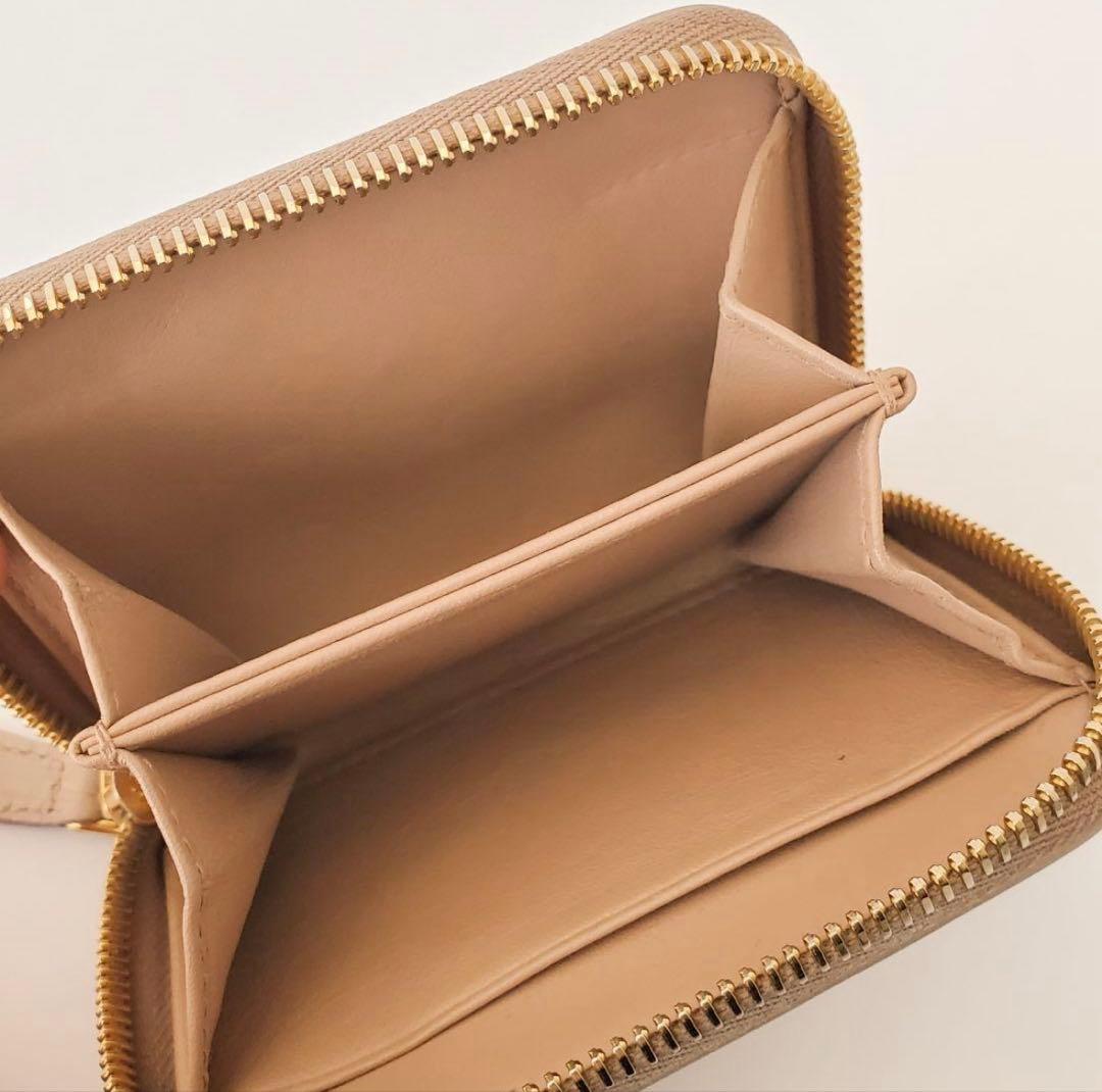 PRADA　ケース　カードケース ヴィッテロ ムーブ　プラダ　ベージュ