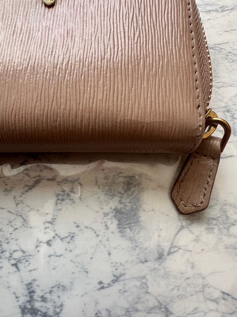 PRADA　ケース　カードケース ヴィッテロ ムーブ　プラダ　ベージュ