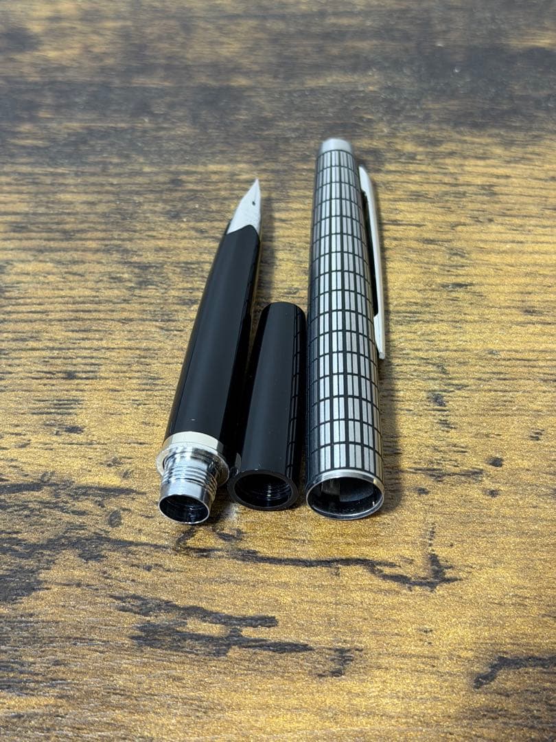 新品未使用　1976年製　蝕刻　エリート　18金　万年筆　パイロット　細字