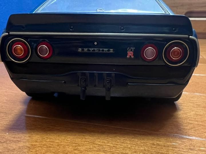 京商　1/18 日産スカイラインGTR
