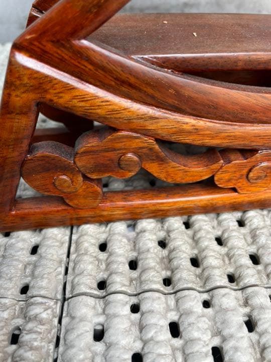 高級　月の形の木の飾り棚　アンティーク　大小２個セット