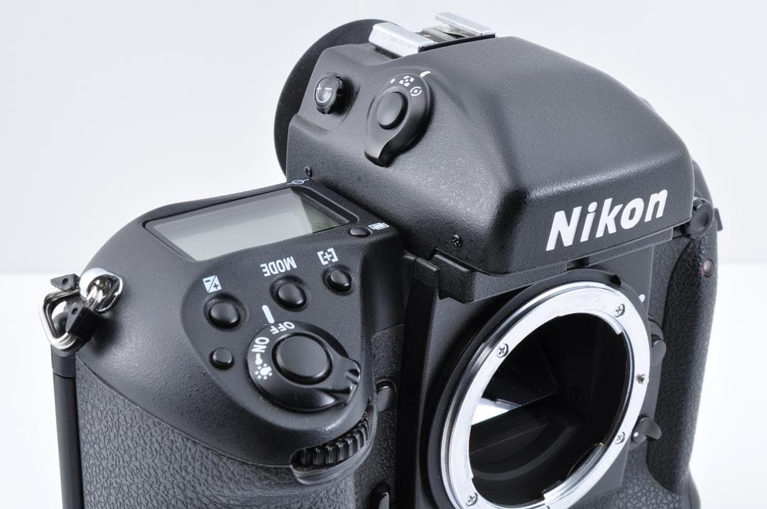 超特価 Nikon F5 35mm SLR Film Camera #DD11