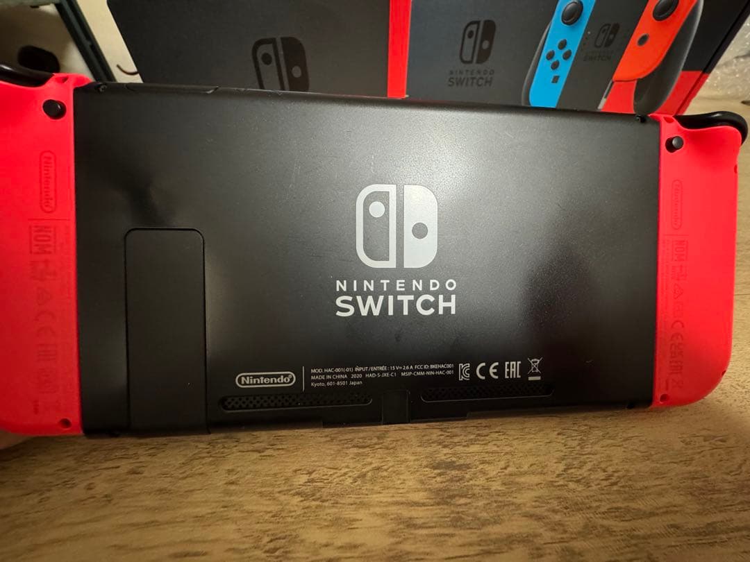 Nintendo Switch 赤　本体