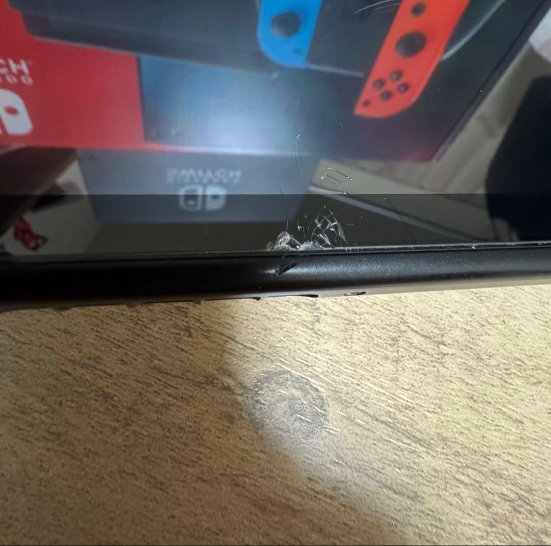 Nintendo Switch 赤　本体