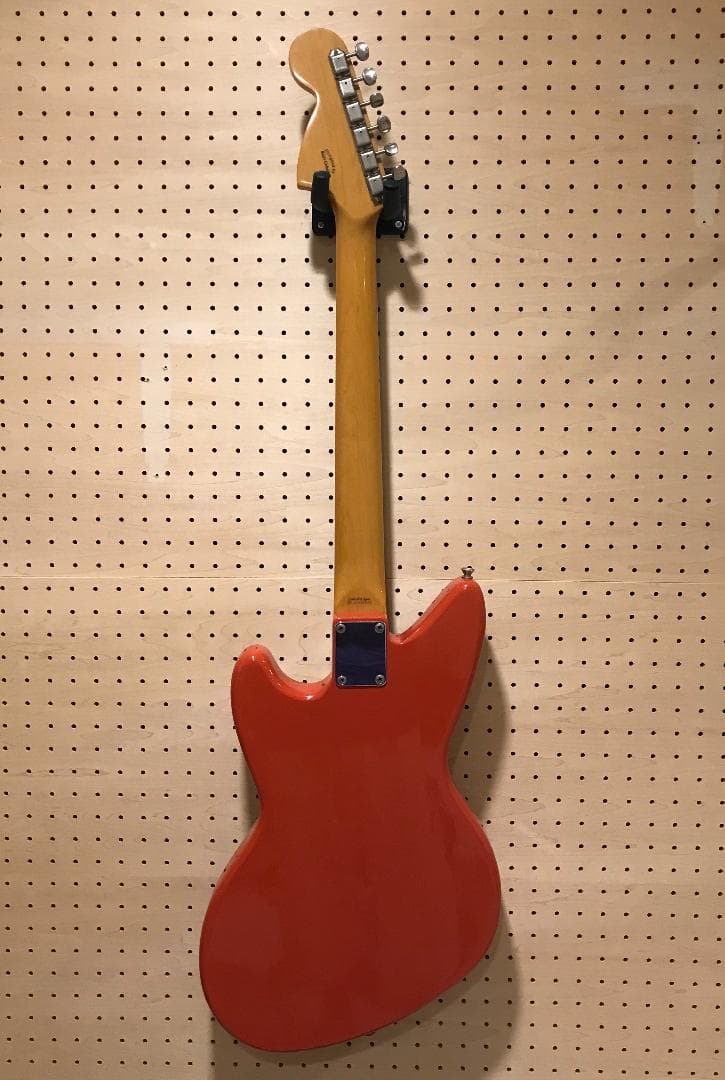 Fender  Cobain Jag-Stang　ジャグスタング