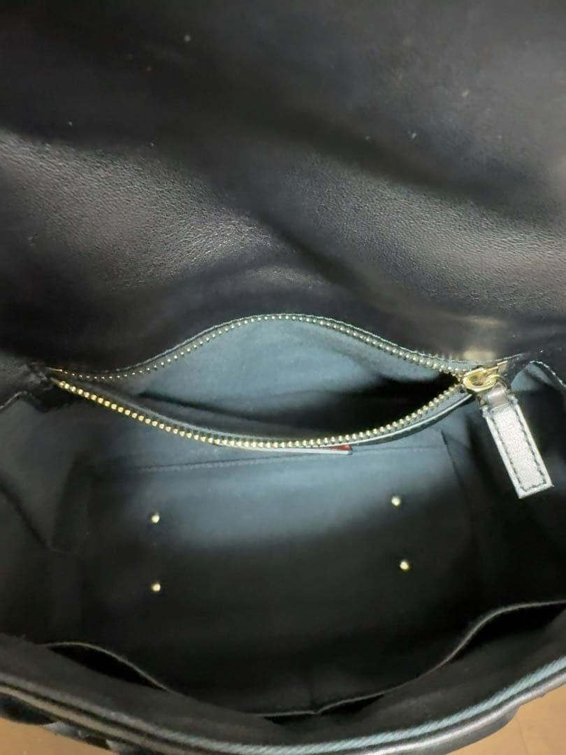 ¥82,000→¥69,500バレンティノ キャンディースタッズレザーバッグ