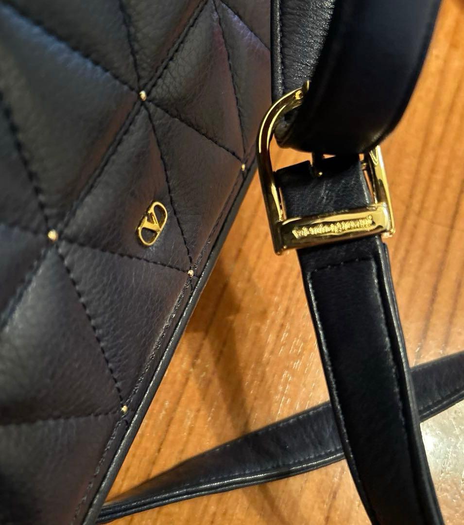 ヴァレンティノ ガラヴァーニ ショルダーバッグ　ネイビー