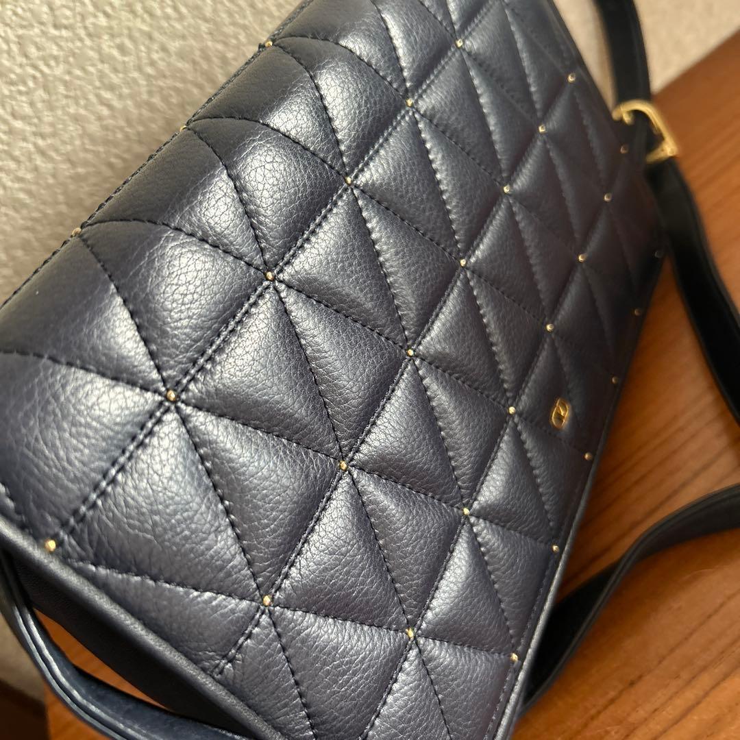 ヴァレンティノ ガラヴァーニ ショルダーバッグ　ネイビー