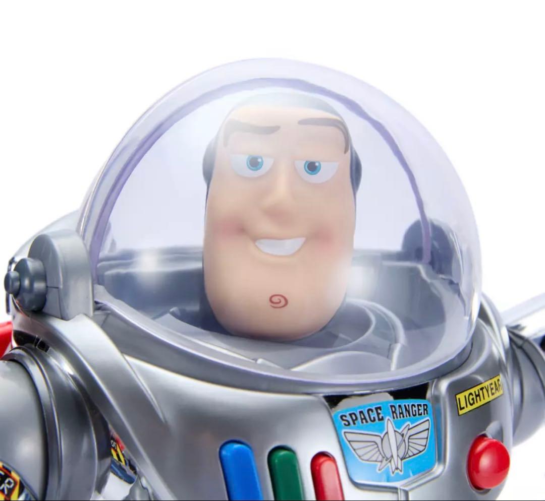 トイストーリー 30周年 バズ・ライトイヤー トーキングアクションフィギュア