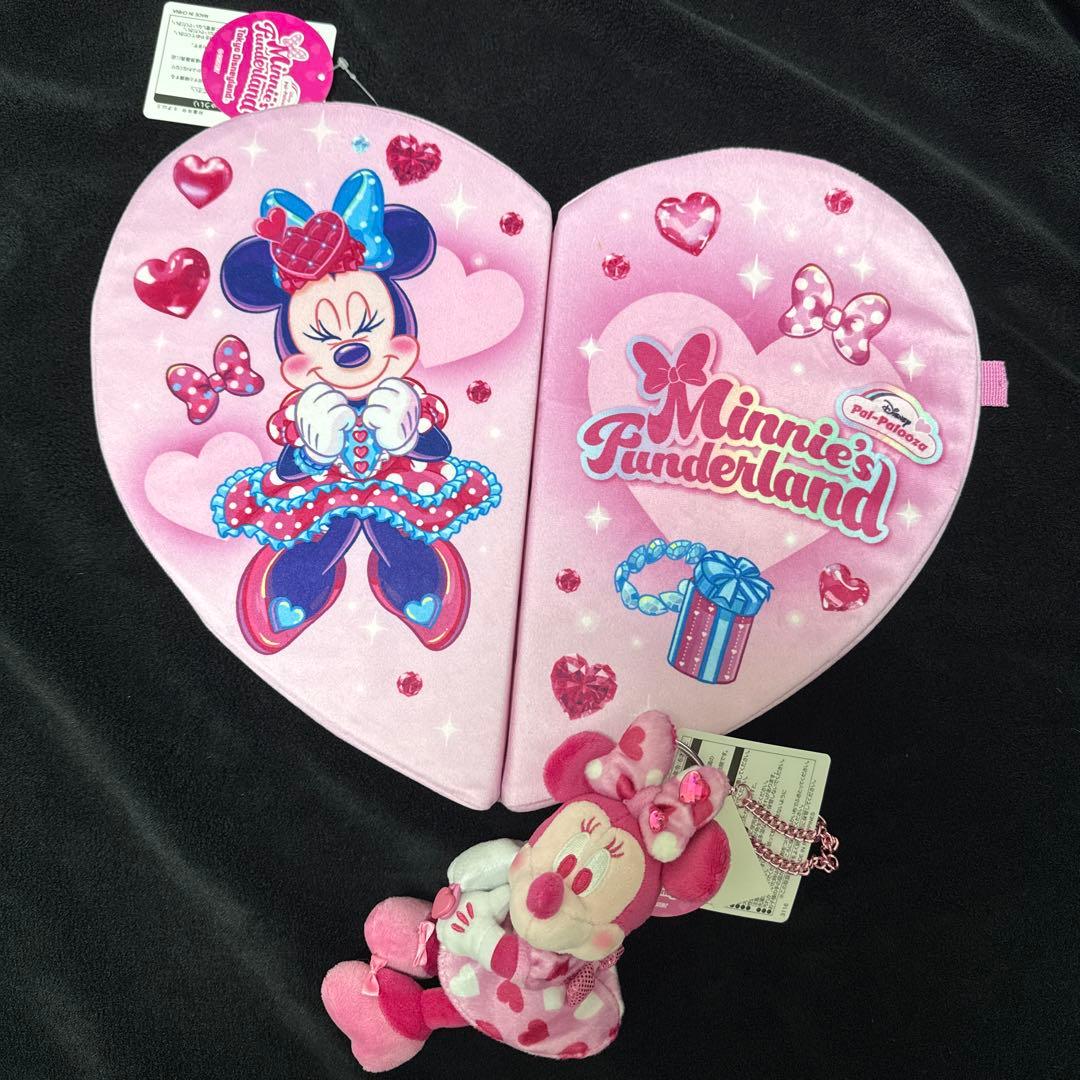 ミニパル　パルパル　ミニー ポータブルクッション ぬいぐるみキーホルダー