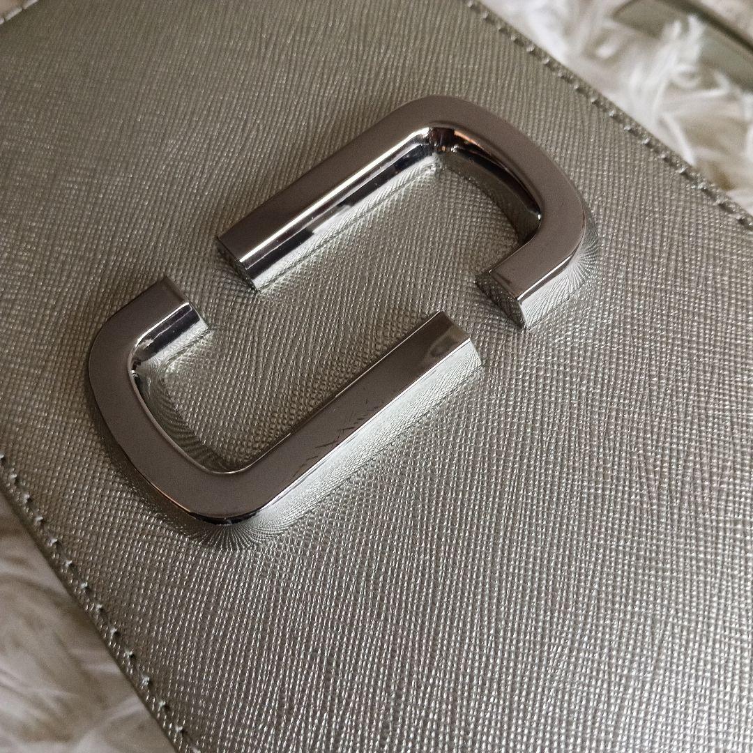 MARK JACOBSマークジェイコブスシルバーショルダーバッグ