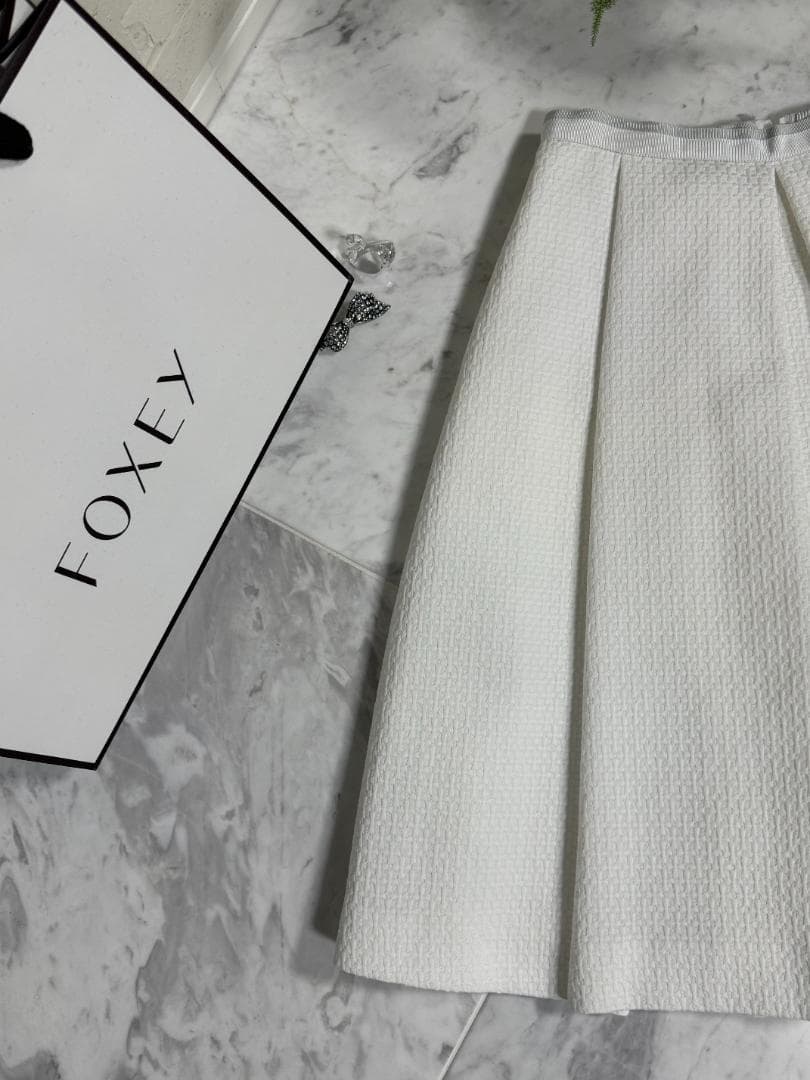 未使用★FOXEY/フォクシーニューヨーク スカート 38 ホワイト