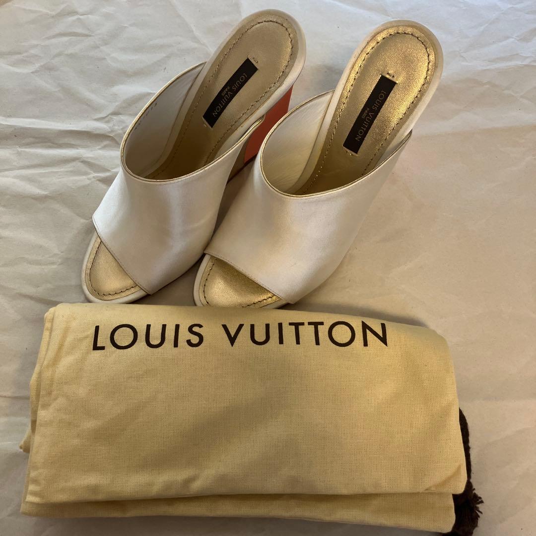 LOUIS VUITTON パールホワイト シルクミュール