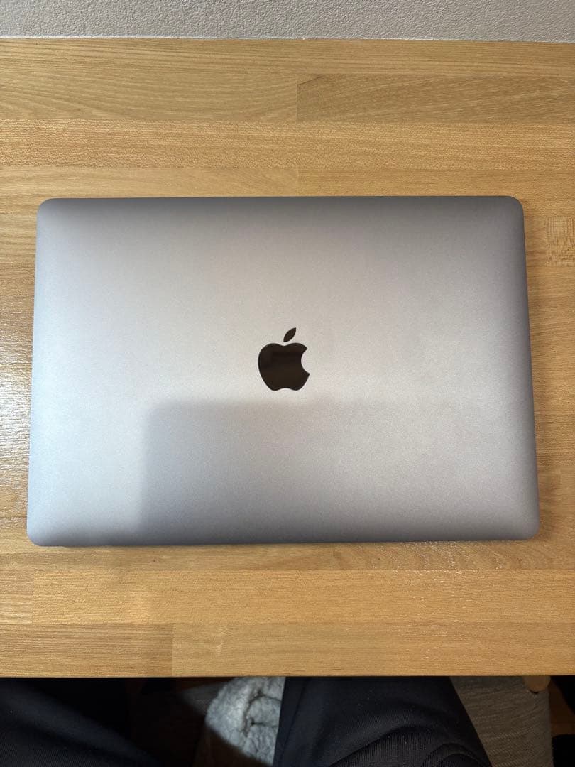 MacBook本体 Apple MacBook Air (M1, 2020)