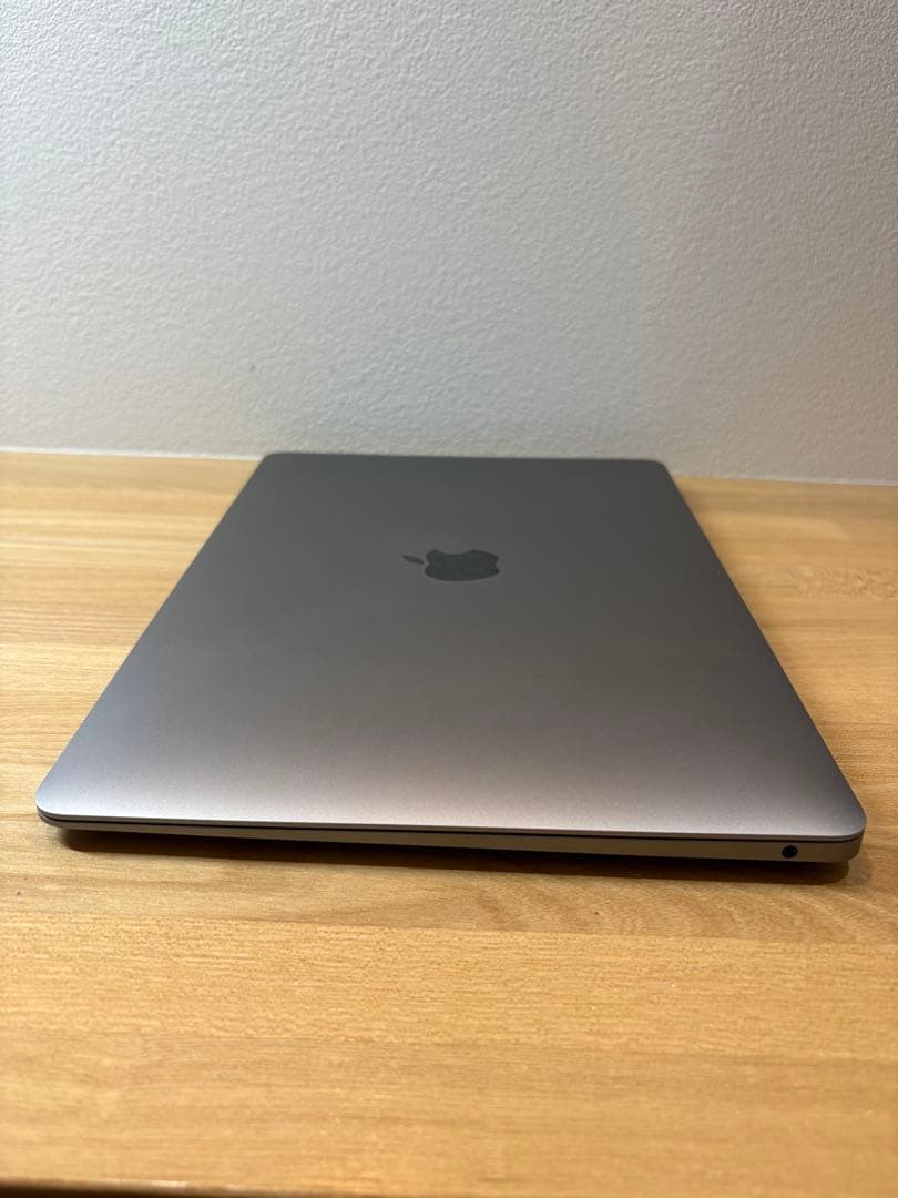 MacBook本体 Apple MacBook Air (M1, 2020)