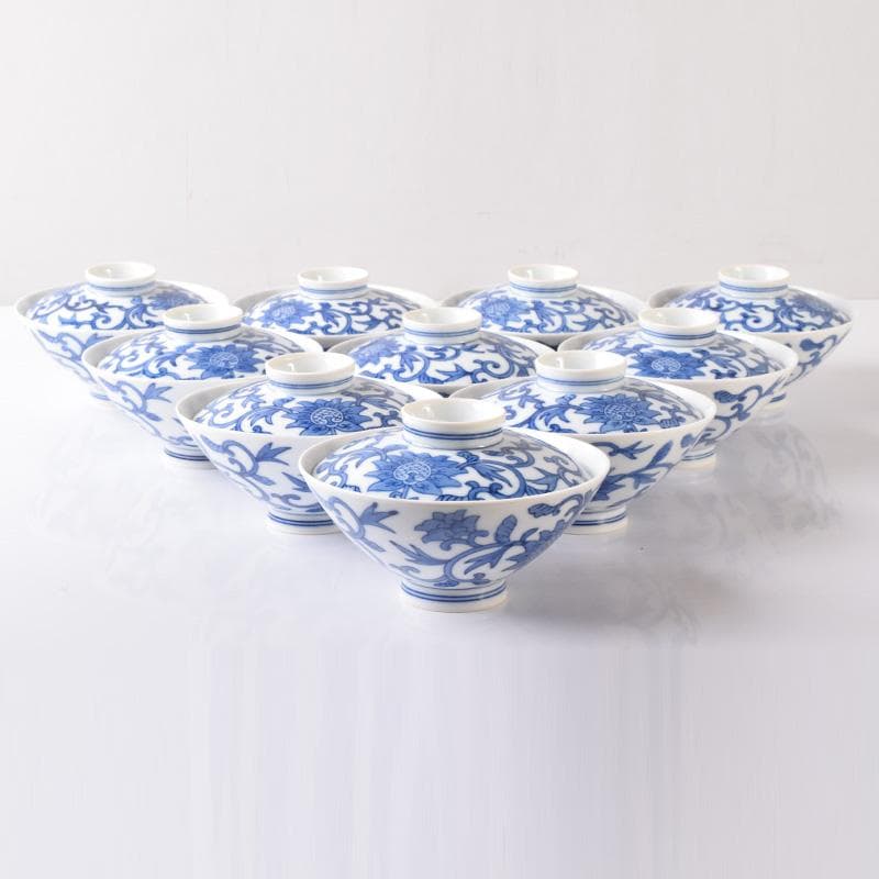 和食器　有田焼　華山萬右衛門作　唐草文　蓋付茶碗　十客　共箱　C　7613A