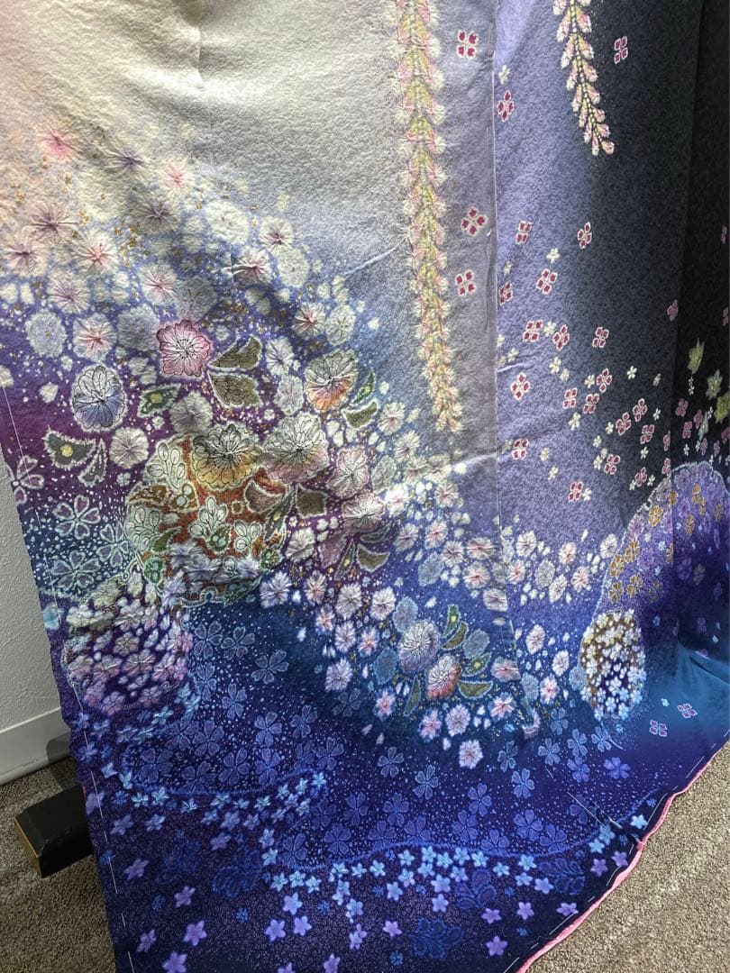 振袖 仮絵羽 京友禅 銀通し 絞り加工 金彩 辻が花 正絹 未仕立て品 八掛付き