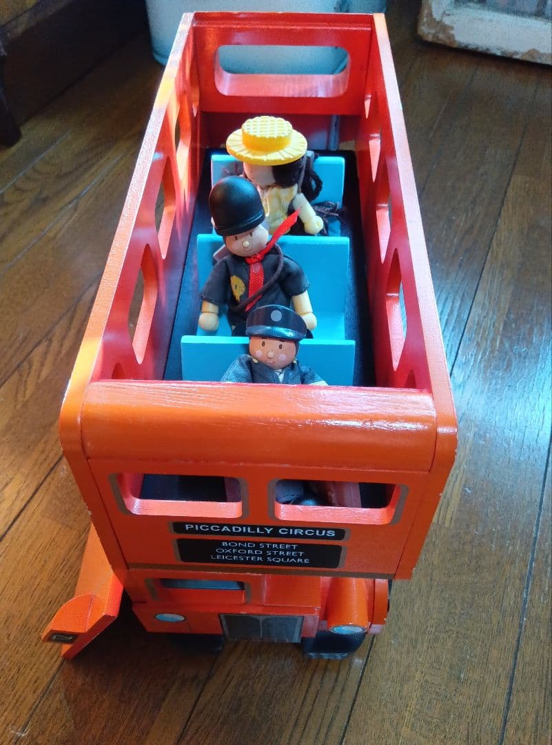 木製　ロンドンバス