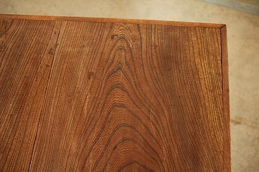 古い木製無垢材のテーブル　座卓