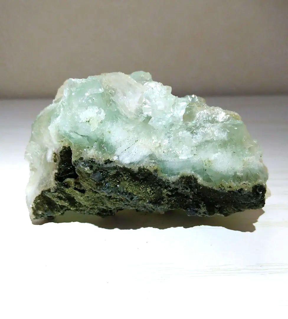 グリーンアポフィライト（魚眼石）　鉱物標本