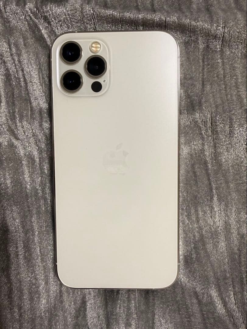 iPhone 12 Pro 128GB 本体 保護フィルム付き