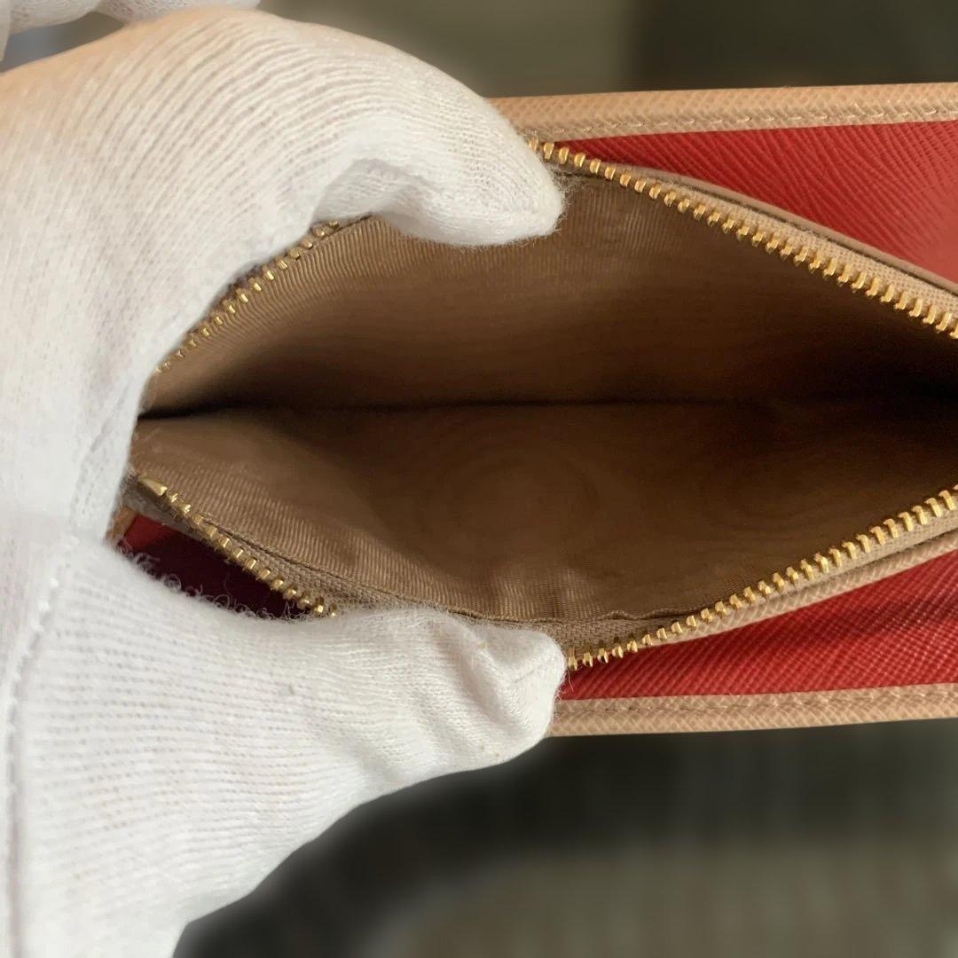 PRADA サフィアーノレザー 財布 ベージュ