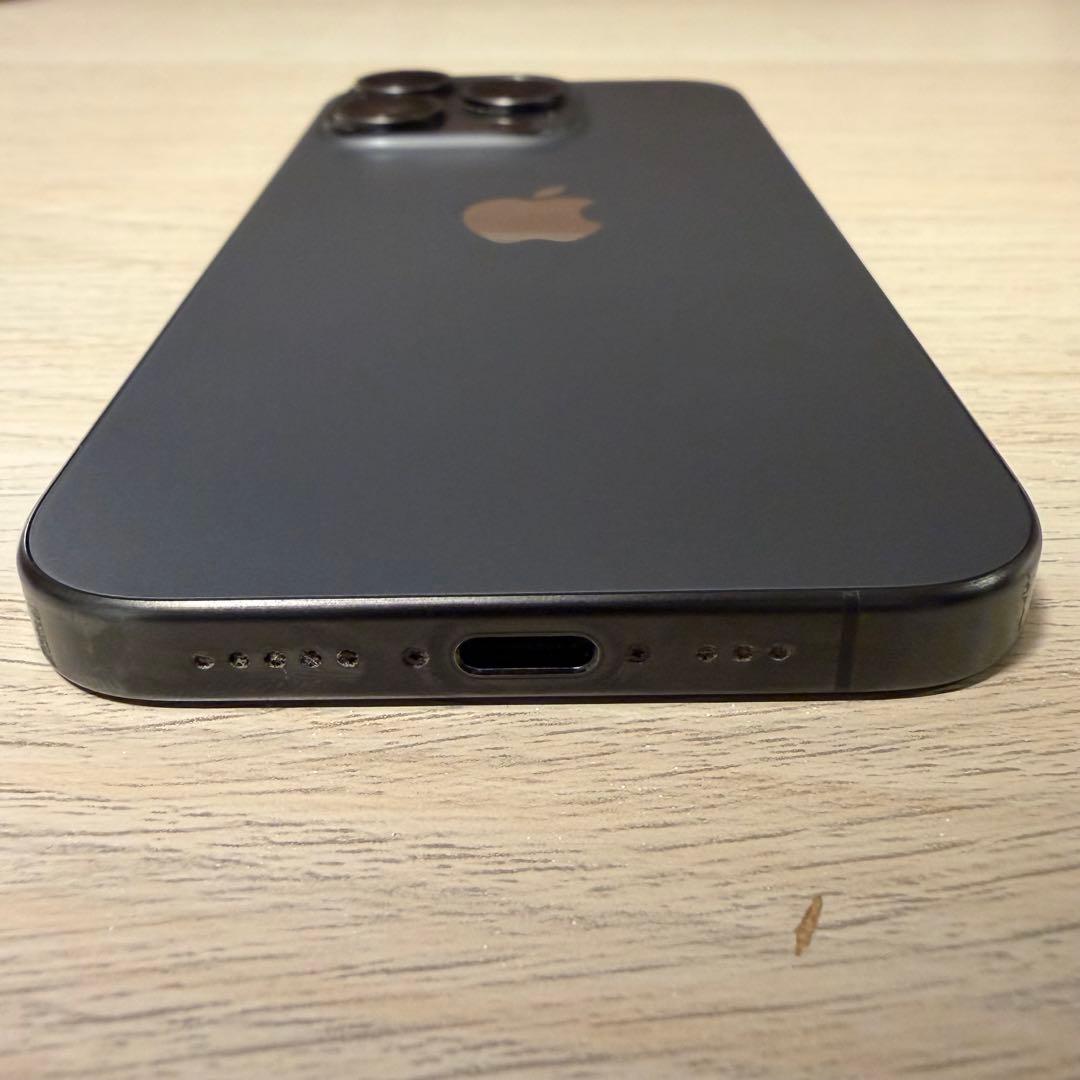 【美品】iPhone15 Pro 256GB SIMフリー バッテリー87%