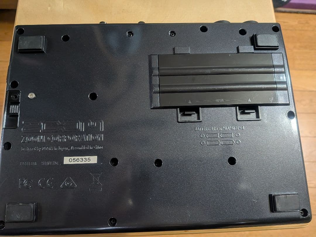 Zoom R8 マルチトラックレコーダー