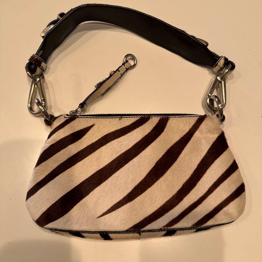 PRADA ゼブラ柄ハラコバッグ