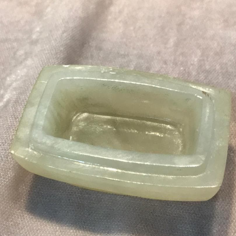 翡翠の香炉　唐草紋　遊環　蓋付