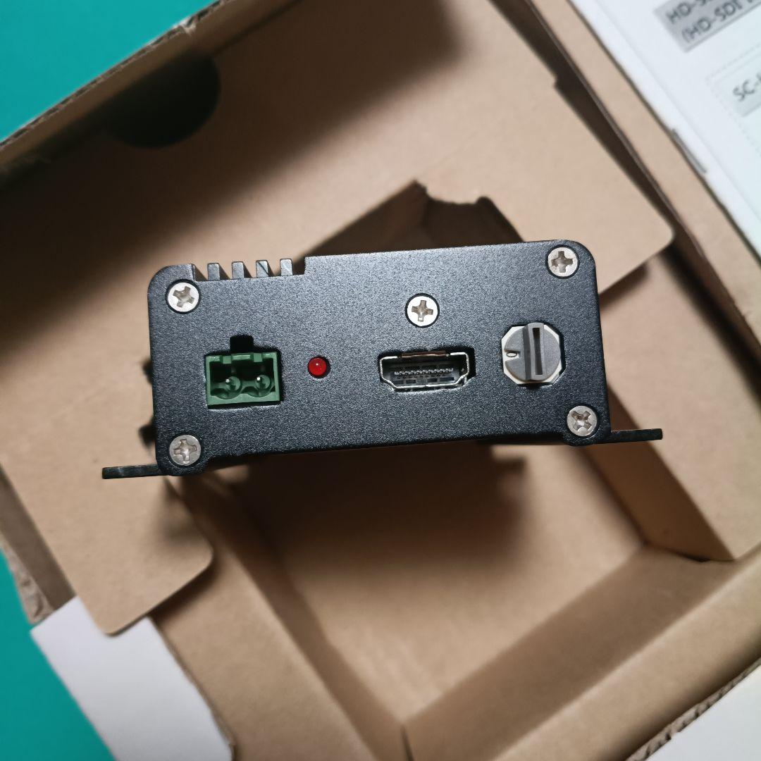 HD-SDI監視カメラ用HD-SDI→HDMI変換器/電源供給器+付属品