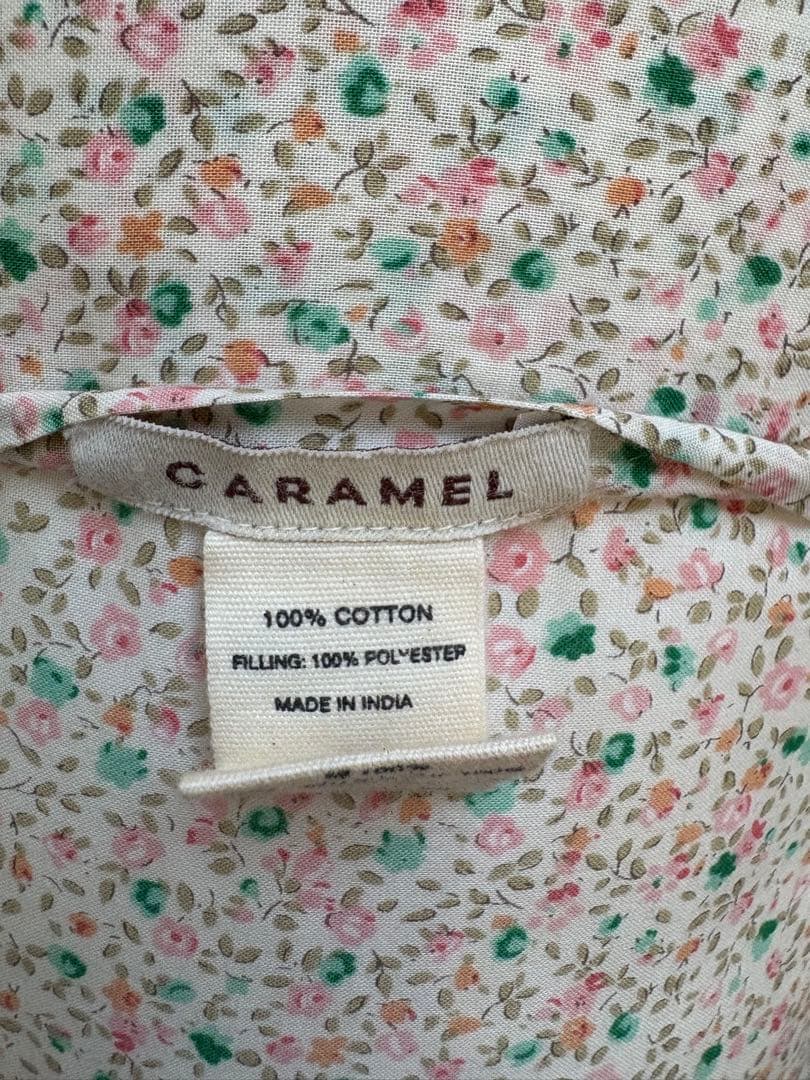 未使用品 リバティ トランク caramel リバティ柄クッション付き