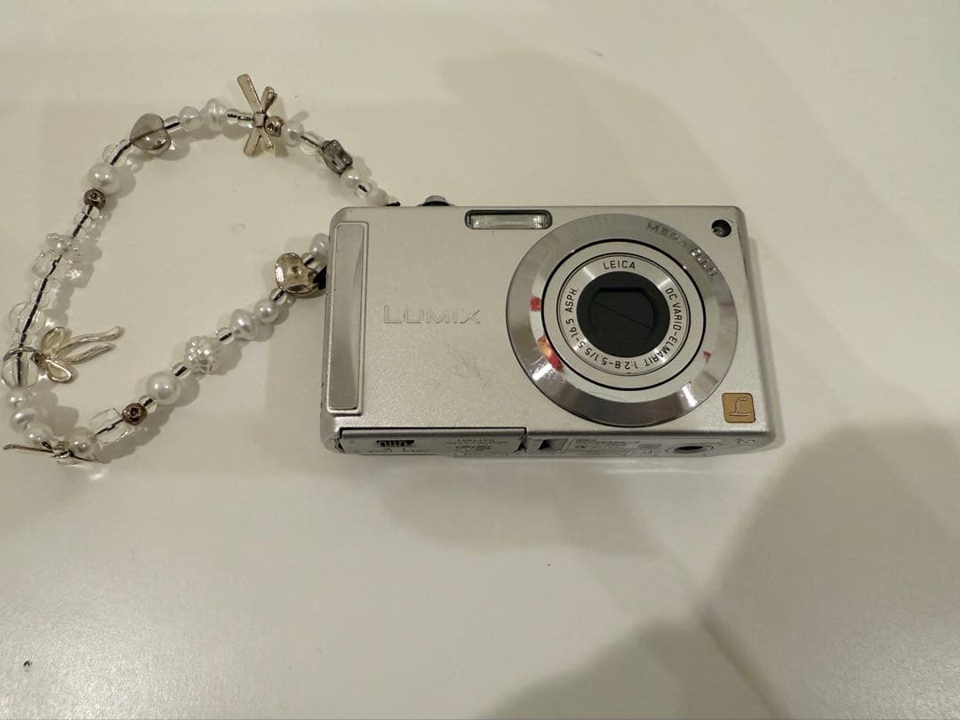 Panasonic LUMIX シルバー デジタルカメラ