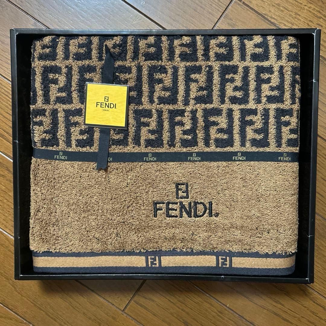 FENDI teleria バスタオル　276056H 　２セット
